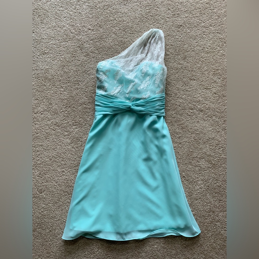 One shoulder dress